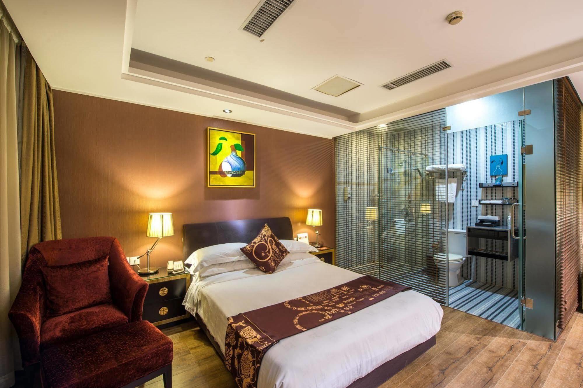 Kingtown Hotel Hongmei Shanghai Exteriör bild