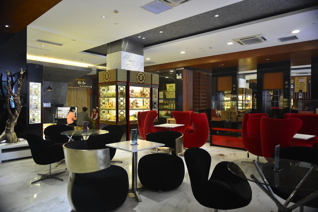 Kingtown Hotel Hongmei Shanghai Exteriör bild